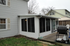 blogmedia-100628083107_sunroom_in_laurel__maryland_before_2